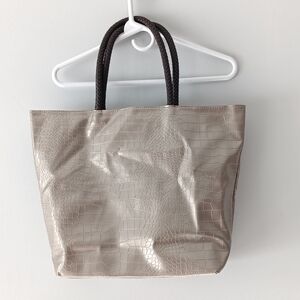 Neiman Marcus Tote Bag Faux Alligator Skin 18" Light Bronze Faux Rope Handles